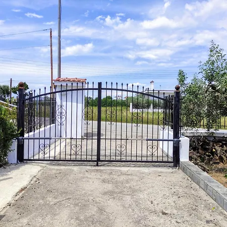 Katerina's Countryside And Sea House