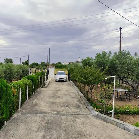 Katerina's Countryside And Sea House منزل ريفي