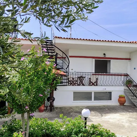 Katerina's Countryside And Sea House Casa di campagna Nea Iraklia