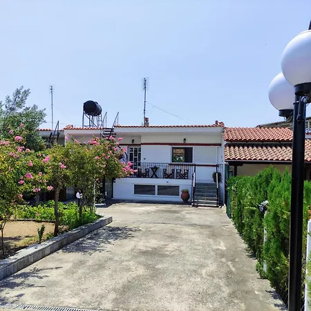 Katerina's Countryside And Sea House Nea Iraklia
