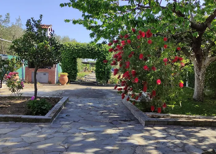 Vakantiehuis Katerina's Countryside And Sea House *