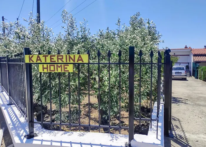 Katerina's Countryside And Sea House *