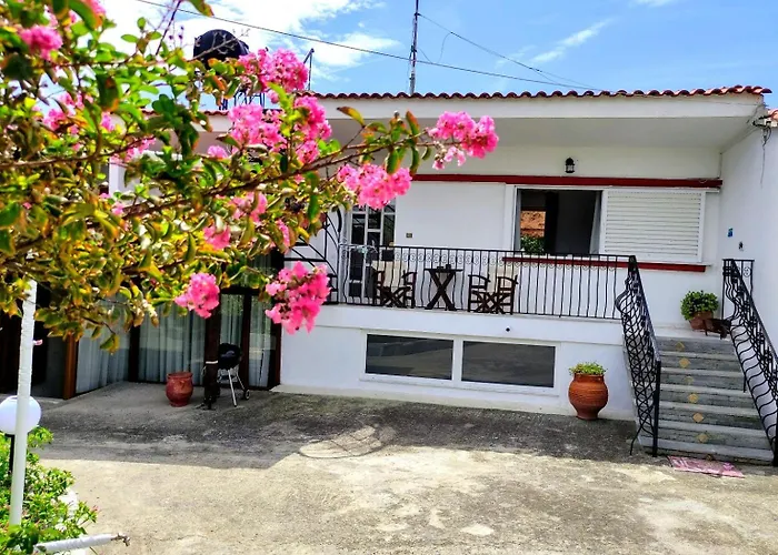 Katerina's Countryside And Sea House